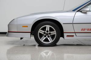 Chevrolet Camaro Z28 IROC-Z 1985 года 